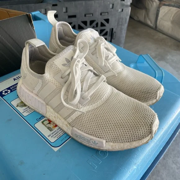 adidas gazelle silver green womens Adidas NMD R1 Monochrome 'Triple White' – CREP LDN